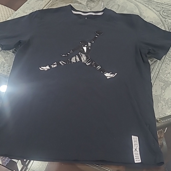 AIR JORDAN RETRO XI  BLACK T-SHIRT LARGE - Picture 2 of 6